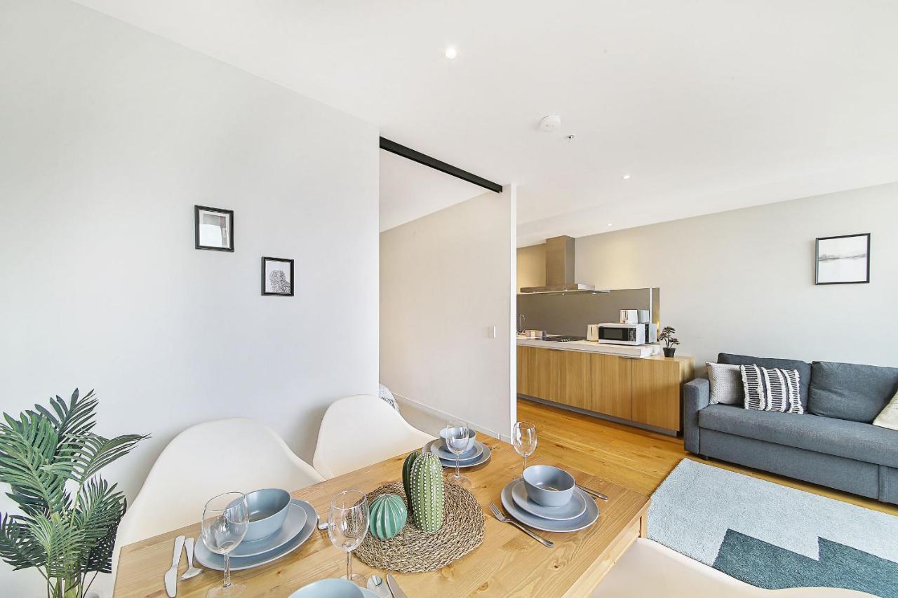 A Spacious & Modern Home Next To Southern Cross Melbourne Exterior photo